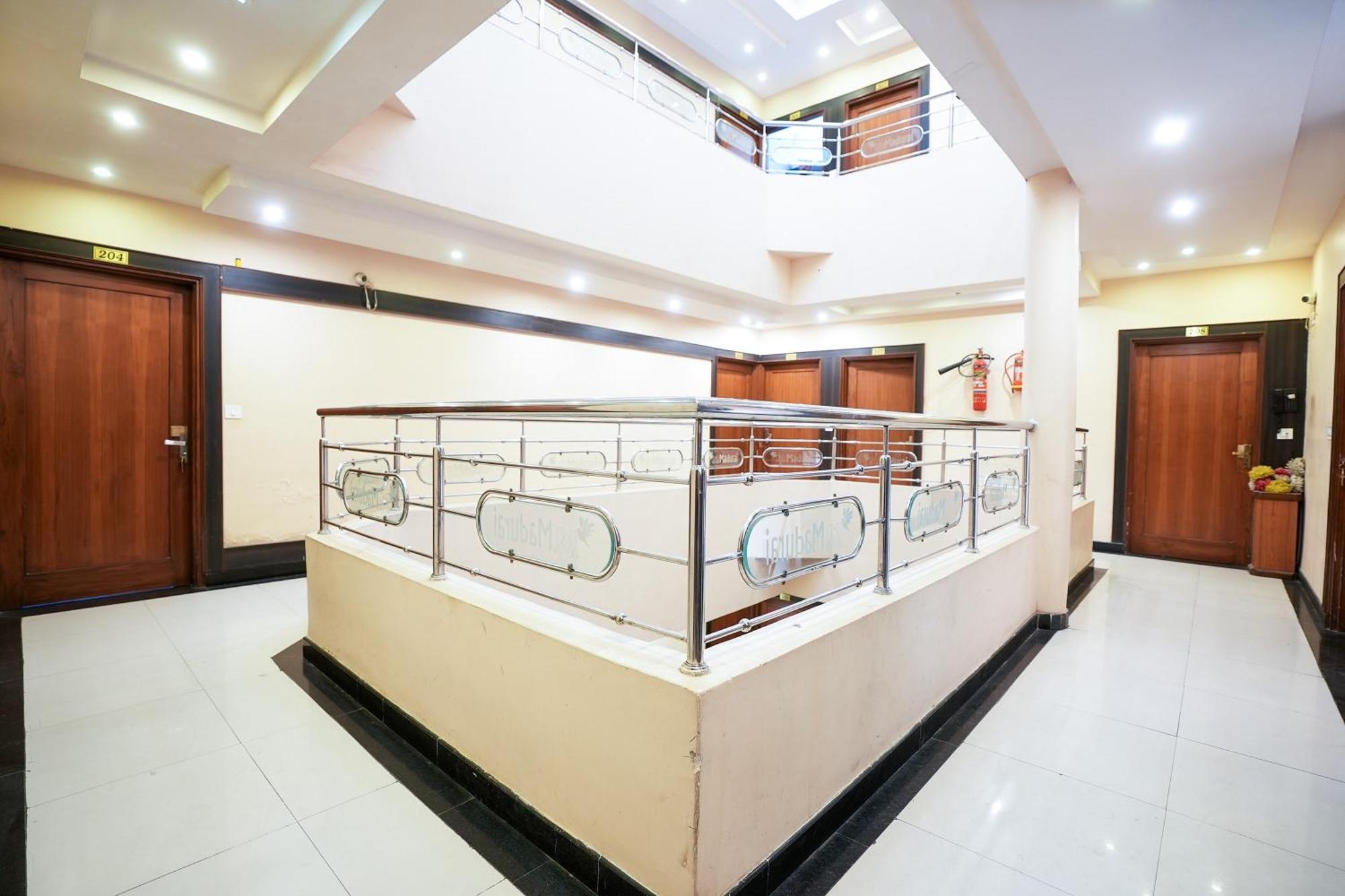 Hotel Madurai Near Central Bus Stand, Udaipur Eksteriør billede