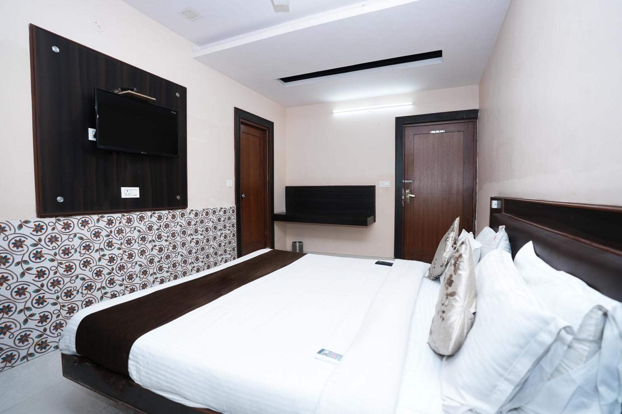 Hotel Madurai Near Central Bus Stand, Udaipur Eksteriør billede